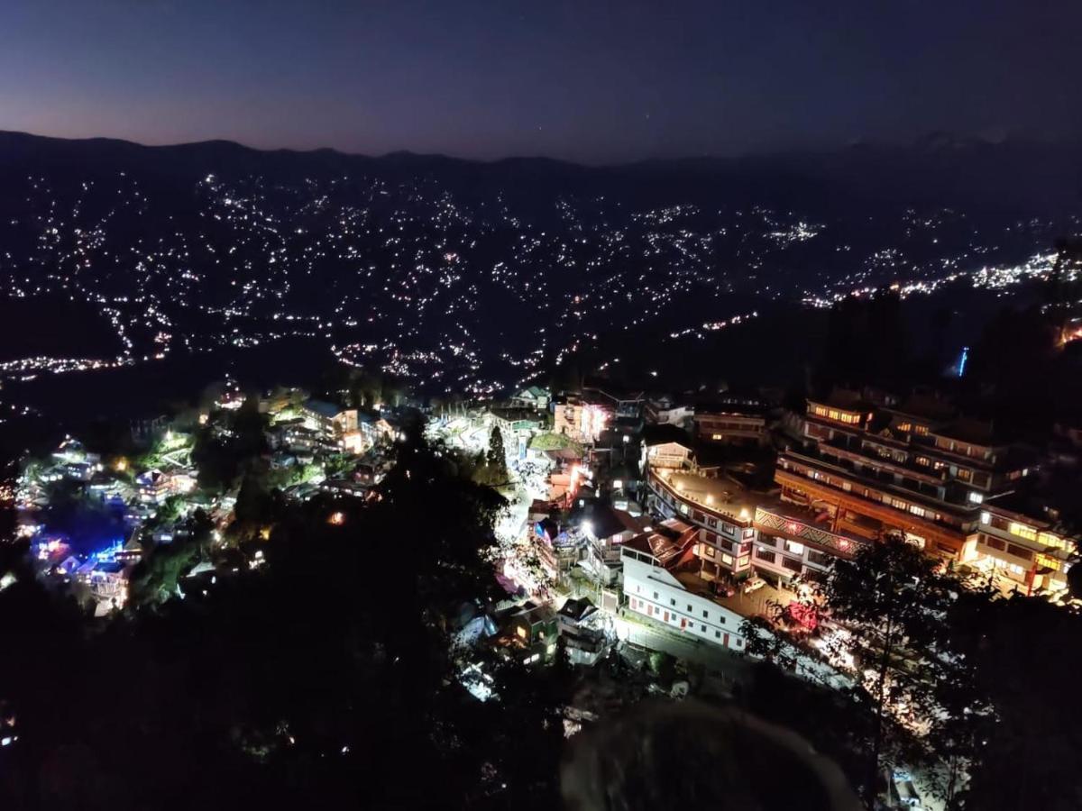 Mountain Chalet ダージリン エクステリア 写真